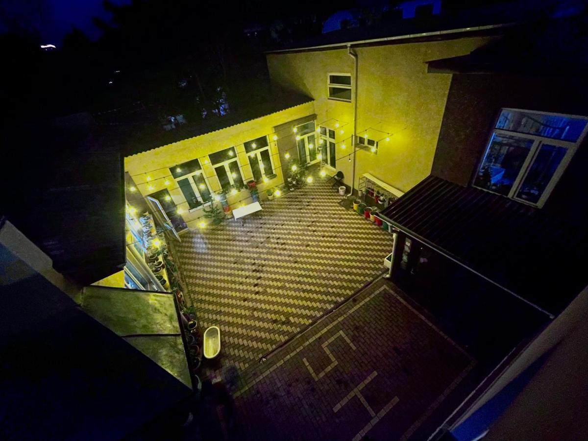 Sweet Home Hostel Biškek Exteriér fotografie